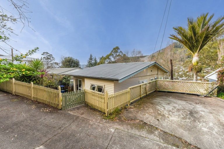 Photo of property in 41 Thompson Terrace, Toi Toi, Nelson, 7010