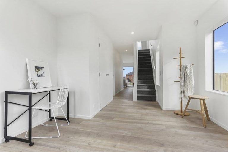 Photo of property in 11 Fernly Rise, Flat Bush, Auckland, 2019