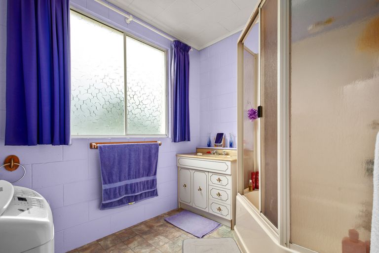 Photo of property in 3 Fraser Street, Clyde, 9330