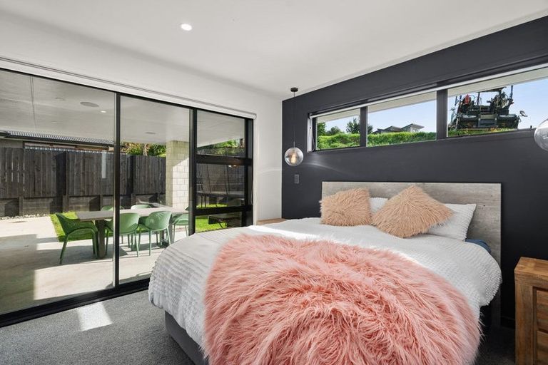 Photo of property in 10 Peter Burke Way, Pyes Pa, Tauranga, 3112