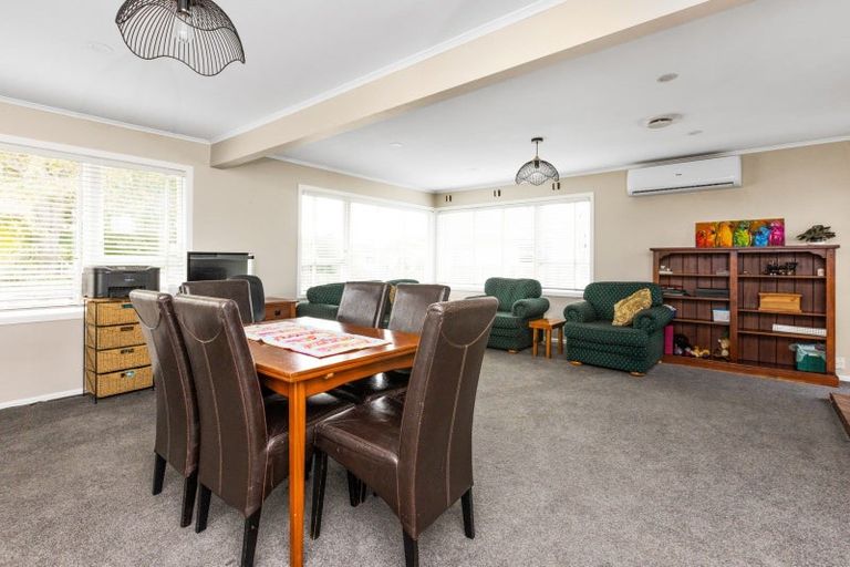 Photo of property in 23 Mangarau Crescent, Havelock North, 4130