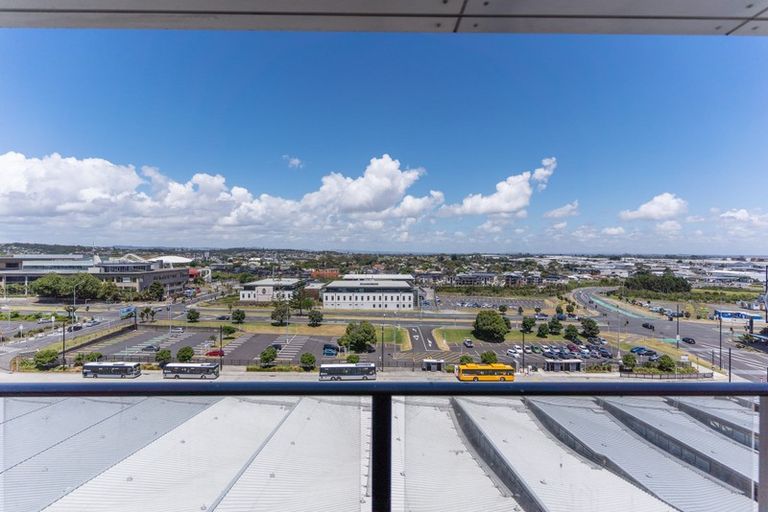 Photo of property in Twin Towers, 809/17 Putney Way, Manukau, Auckland, 2104