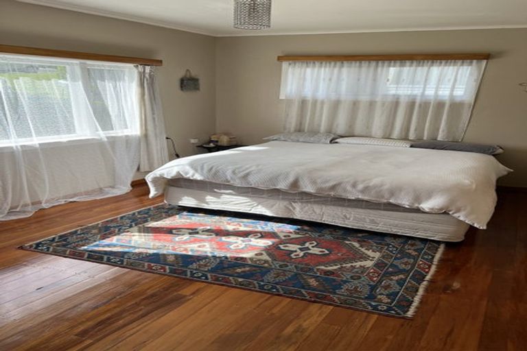 Photo of property in 1/39 Kia Ora Road, Beach Haven, Auckland, 0626