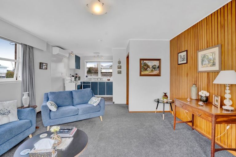Photo of property in 2/6 Essex Street, Vogeltown, New Plymouth, 4310