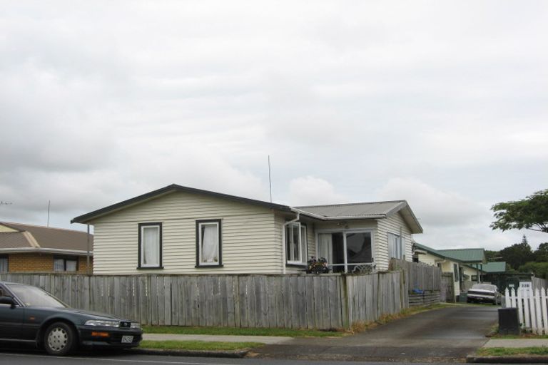 Photo of property in 22 Dublin Street, Pukekohe, 2120