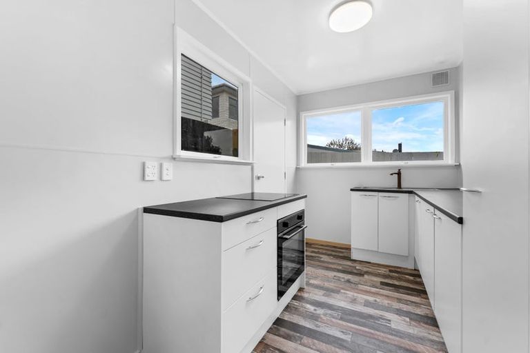 Photo of property in 1/116 Beaumonts Way, Manurewa, Auckland, 2102