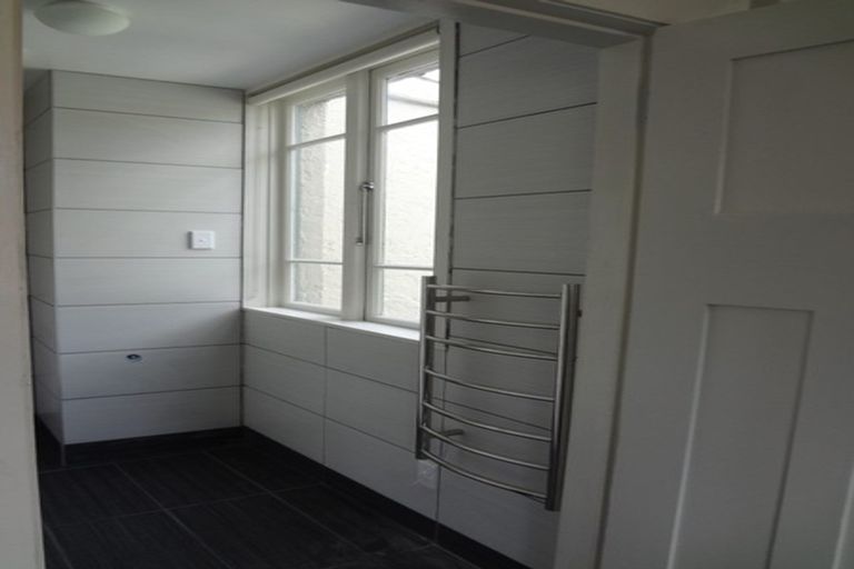 Photo of property in 53 Manor Place, Dunedin Central, Dunedin, 9016