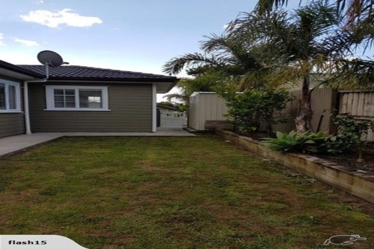 Photo of property in 4 Nirmal Place, Sunnyvale, Auckland, 0612