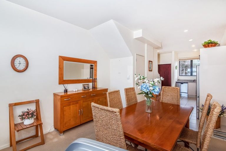 Photo of property in 20/22 Northcross Drive, Oteha, Auckland, 0632