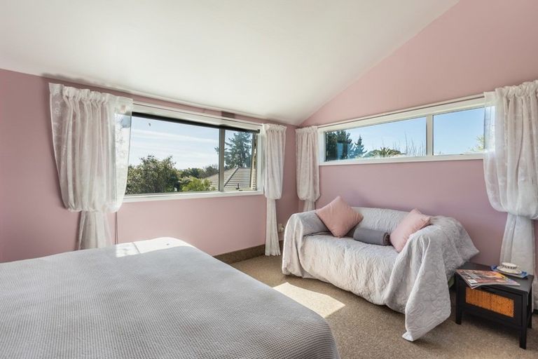 Photo of property in 899 State Highway 1, Te Horo, Otaki, 5581