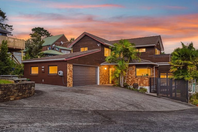 Photo of property in 73m Park Rise, Campbells Bay, Auckland, 0630