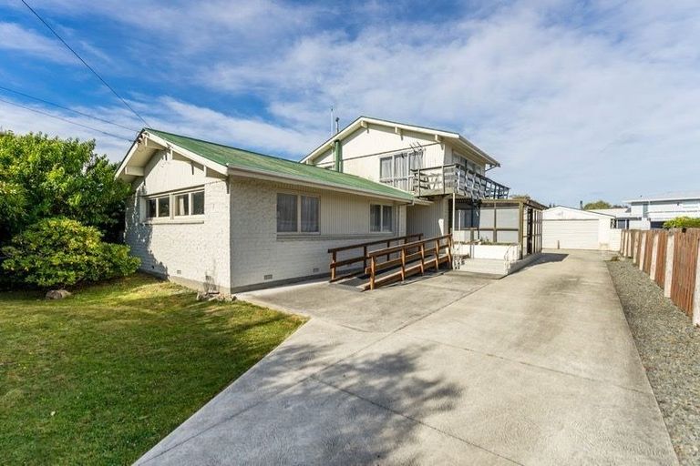 Photo of property in 374 Halswell Road, Halswell, Christchurch, 8025