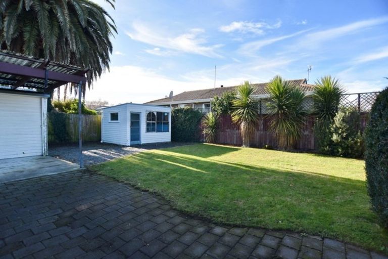 Photo of property in 230 Grimseys Road, Redwood, Christchurch, 8051