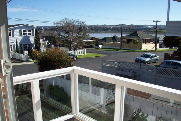 Photo of property in 1/11 Walter Street, Hauraki, Auckland, 0622