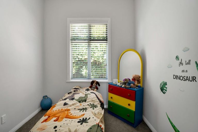 Photo of property in 25 Portia Street, Stratford, 4332