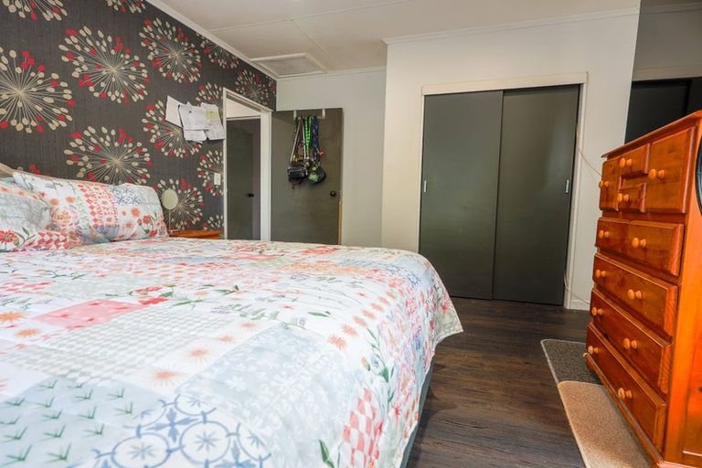 Photo of property in 16 Humber Street, Rongotea, 4476