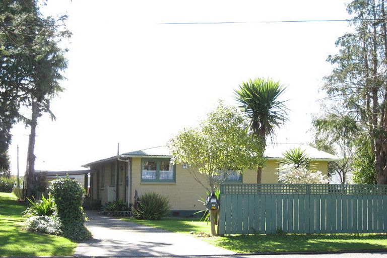 Photo of property in 40 Bond Street, Marton, 4710