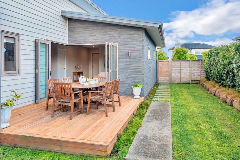 Photo of property in 56 Capriana Drive, Karaka, Papakura, 2113