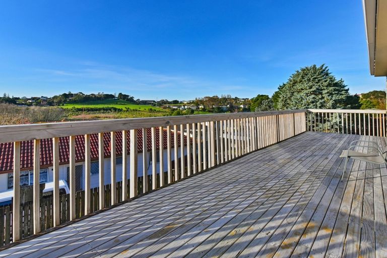 Photo of property in 54 Alabaster Drive, Papatoetoe, Auckland, 2025