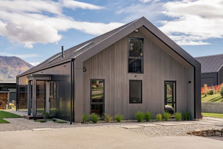 Photo of property in 5 Mills Road, Wanaka, 9305