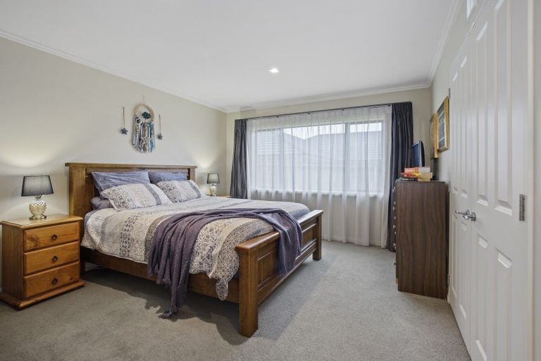Photo of property in 11 Sangam Place, Pukekohe, 2120