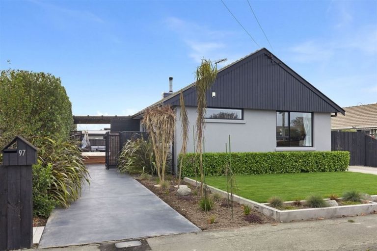 Photo of property in 97 Farquhars Road, Redwood, Christchurch, 8051