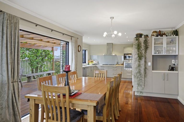 Photo of property in 11 Sangam Place, Pukekohe, 2120