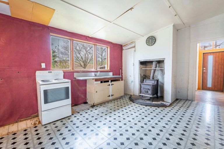 Photo of property in 9 Queen Street, Albury, Cave, 7984