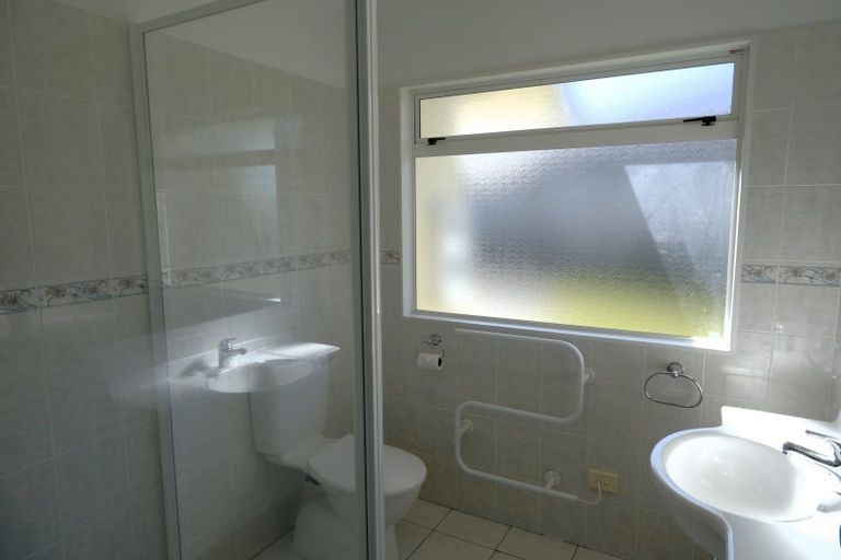 Photo of property in 33 Acacia Bay Road, Nukuhau, Taupo, 3330