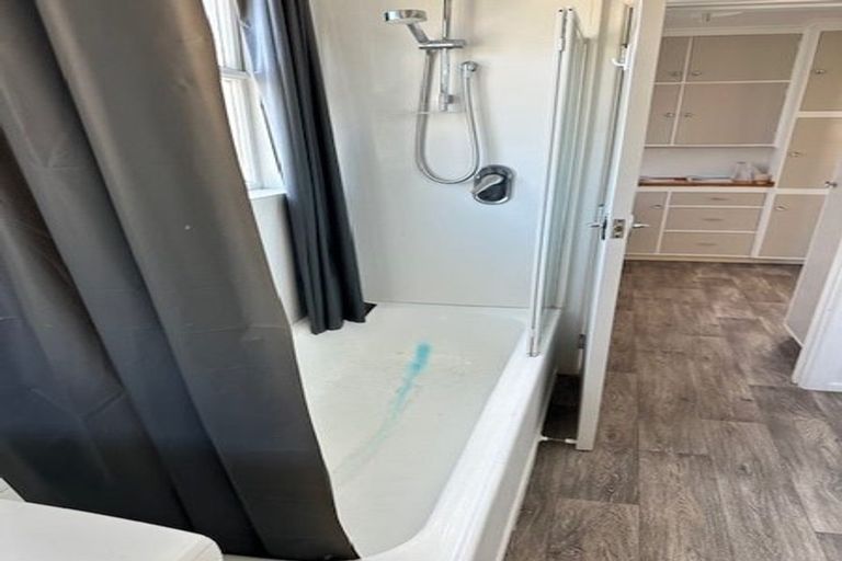 Photo of property in 1/516 Fergusson Drive, Trentham, Upper Hutt, 5018