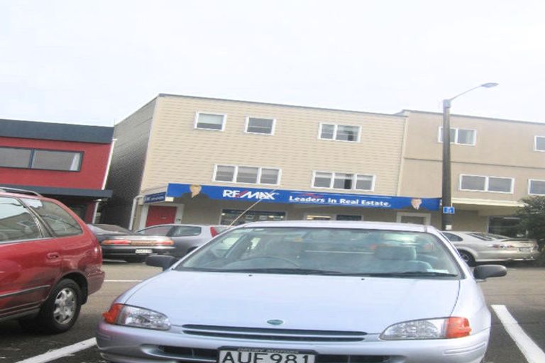 Photo of property in 163-167 Dowse Drive, Maungaraki, Lower Hutt, 5010