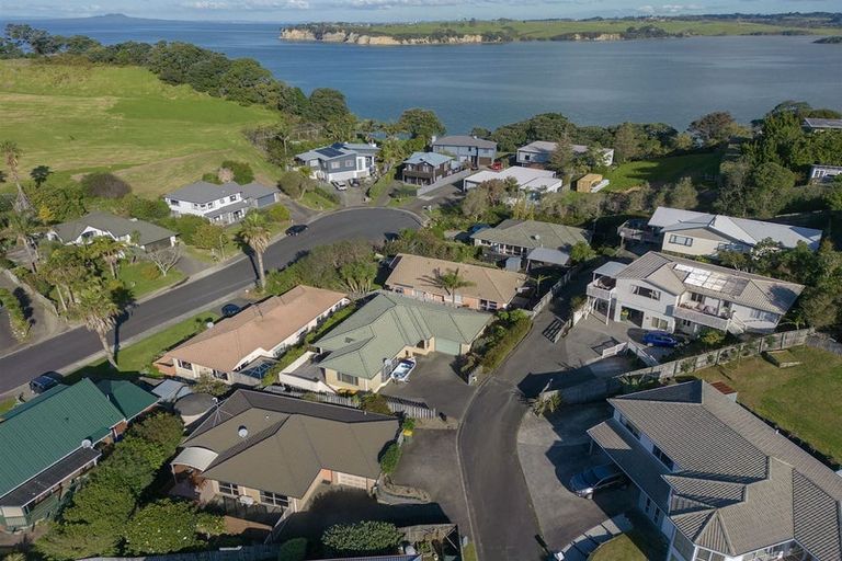 Photo of property in 17 Kestrel Heights, Arkles Bay, Whangaparaoa, 0932
