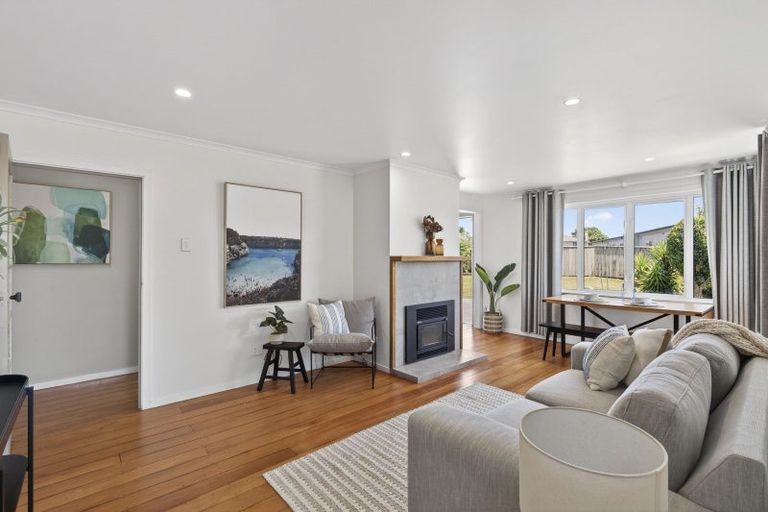 Photo of property in 10 Chard Street, Westown, New Plymouth, 4310