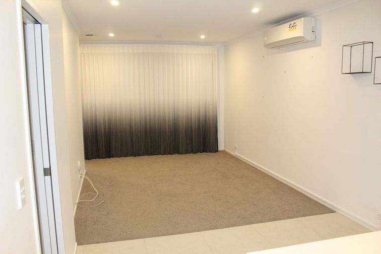 Photo of property in 24a Titoki Street, Te Atatu Peninsula, Auckland, 0610