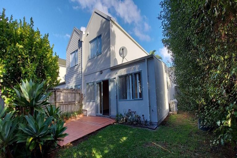 Photo of property in 9 Kona Crescent, Henderson, Auckland, 0610