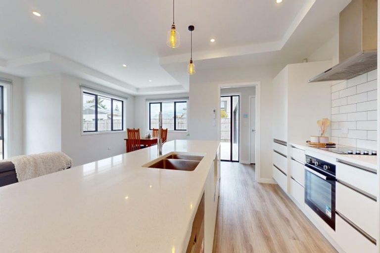 Photo of property in 13a Saxton Street, Levin, 5510