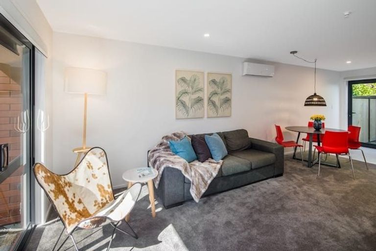 Photo of property in 4/12 Biddle Crescent, Taita, Lower Hutt, 5011