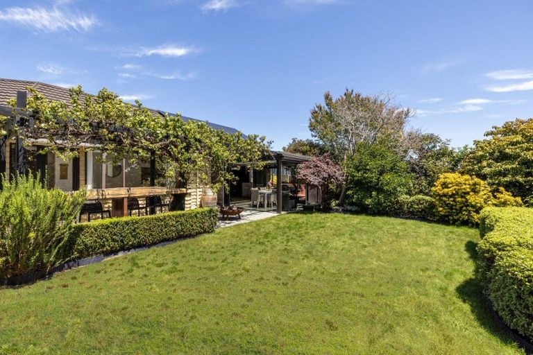 Photo of property in 12 Lennon Grove, Havelock North, 4130