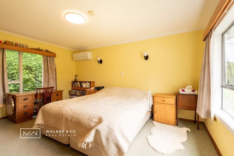 Photo of property in 10 Terminus Street, Silverstream, Upper Hutt, 5019