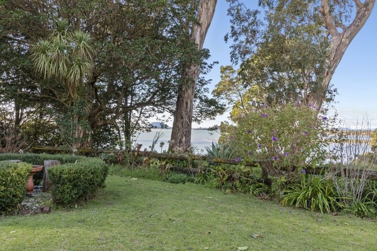 Photo of property in 22 Myrtle Drive, Omokoroa, 3114