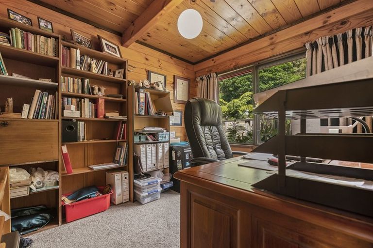 Photo of property in 8 Branch Road, Lake Okareka, Rotorua, 3076