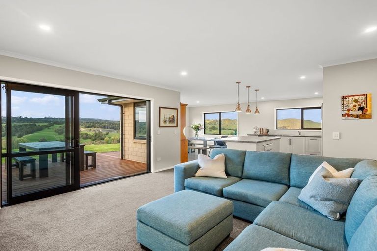 Photo of property in 681 Otaika Valley Road, Maungatapere, Whangarei, 0170