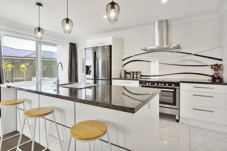 Photo of property in 92 Sutherland Drive, Kaiapoi, 7630