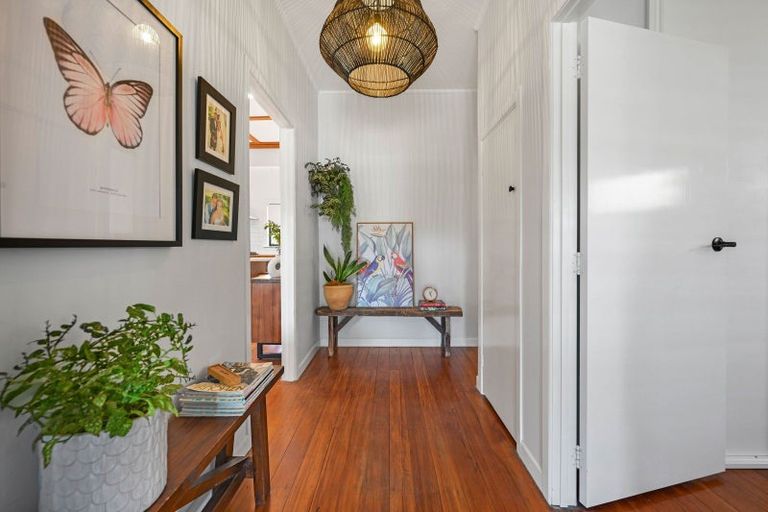 Photo of property in 8 Wha Street, Frankton, Hamilton, 3204