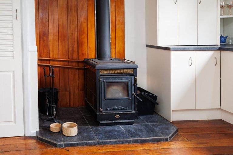 Photo of property in 204 Kawakawa Road, Feilding, 4775