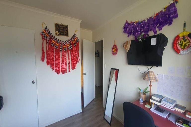 Photo of property in 9 Neesons Way, Glendene, Auckland, 0602