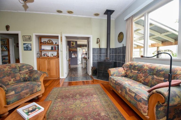 Photo of property in 94 Pembroke Street, Carterton, 5713