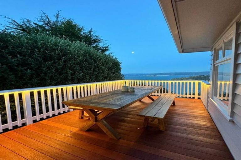 Photo of property in 21 Thane Road, Roseneath, Wellington, 6011