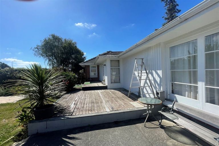 Photo of property in 5 Greenfield Place, Mairehau, Christchurch, 8052