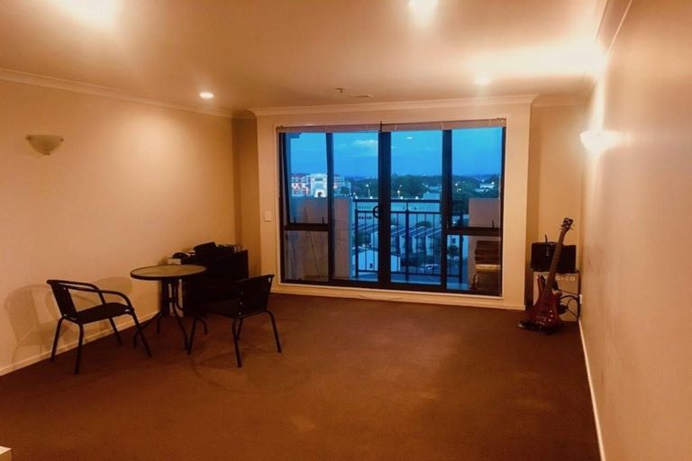 Photo of property in 4k/160 Symonds Street, Eden Terrace, Auckland, 1010